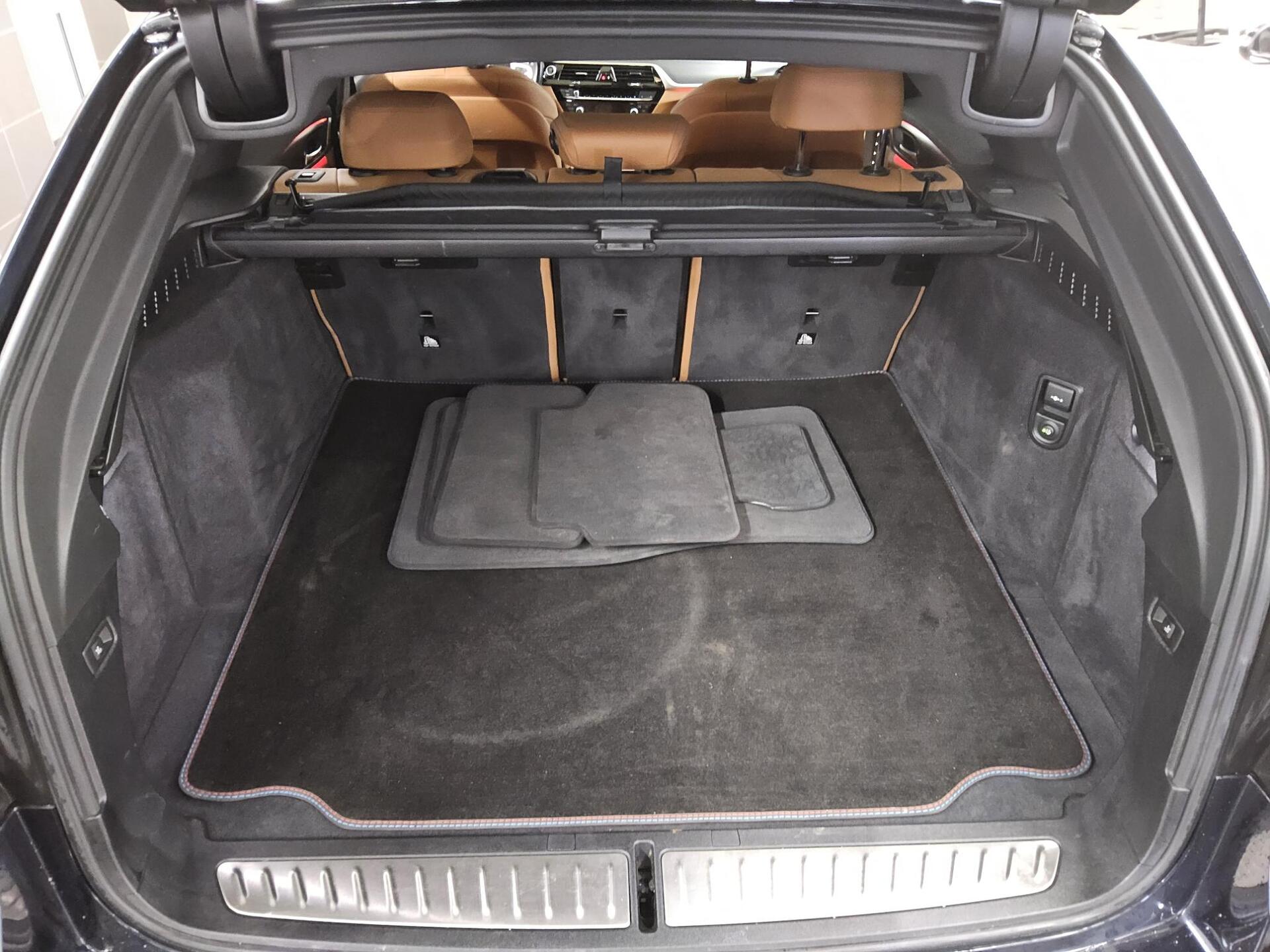 BMW 520dA Touring xDr M-Sport Navi LED LC-Pro RFK 12