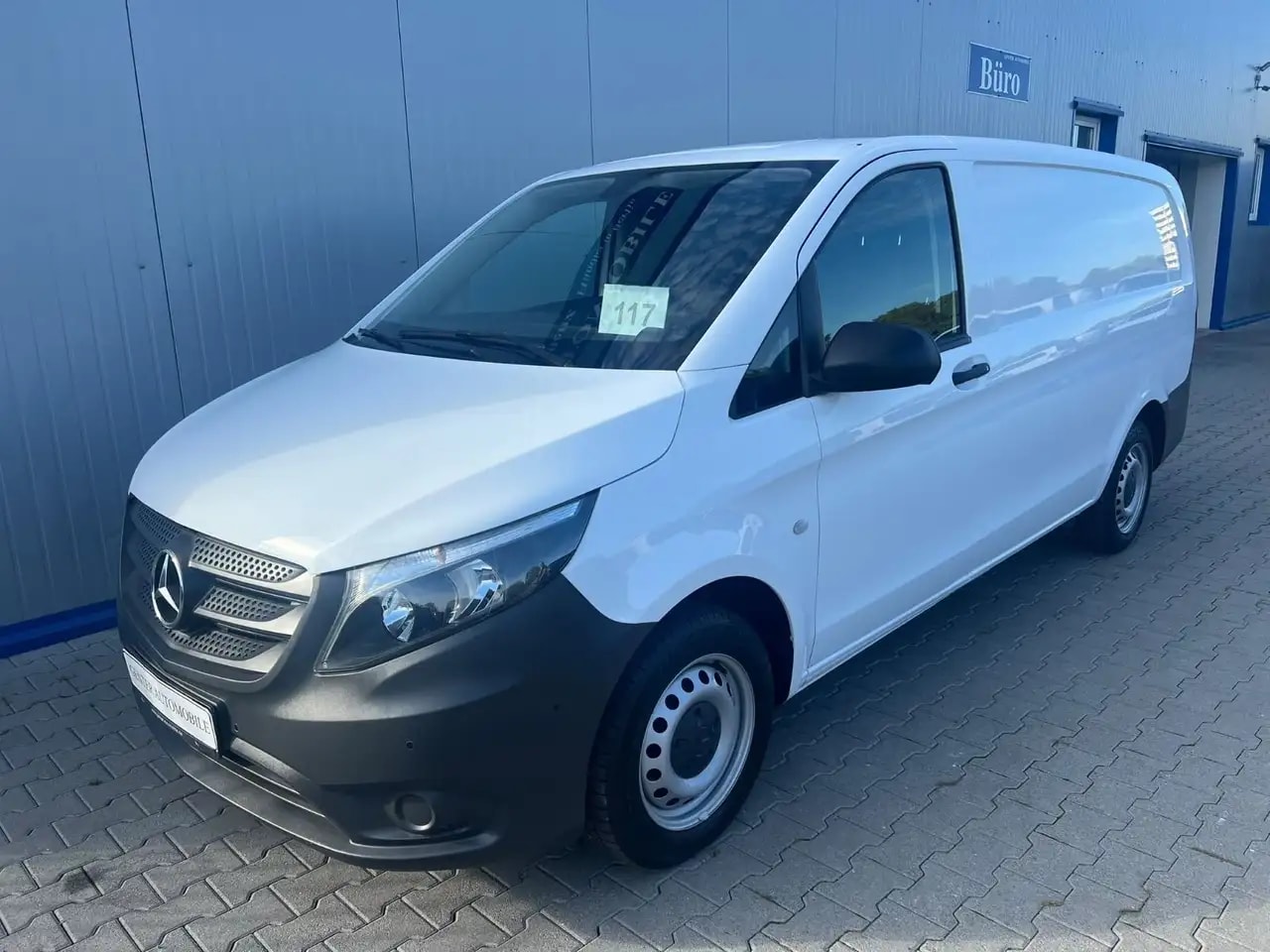Mercedes-Benz Vito 114 LANG KLIMA TEMPOMAT AHK WERKZEUGSCHRÄNK