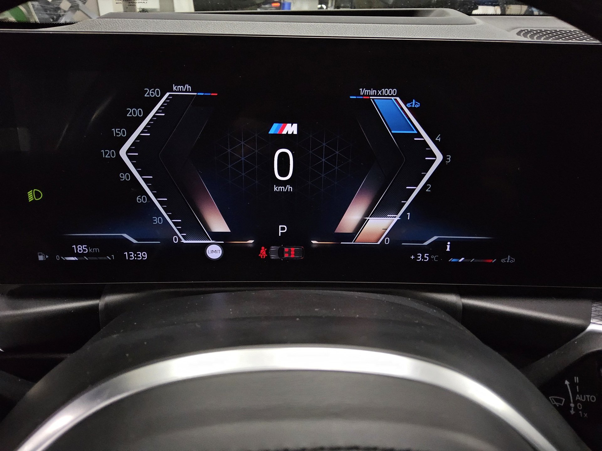 BMW 320dA Touring M-Sport T-Leder Navi LED HuD HiFi 8