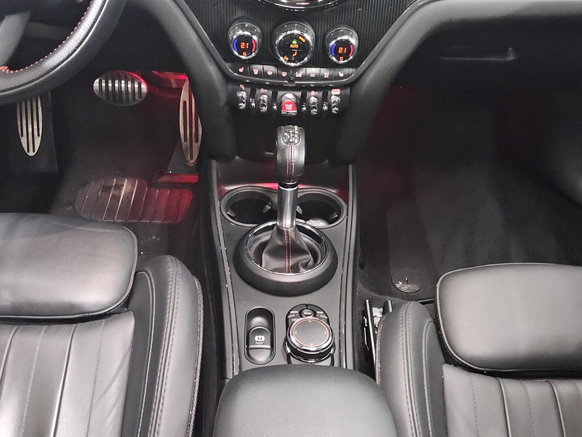 Mini Cooper Countryman ALL4 Navi LED HuD Pano Harman 6