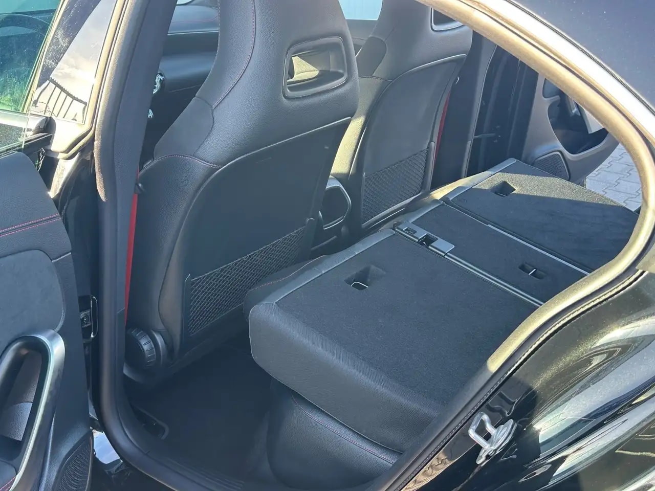Mercedes-Benz CLA 35 AMG CLA35 AMG 4MATIC DCT 48V KEYLESS KAMERA FACELIFT 14