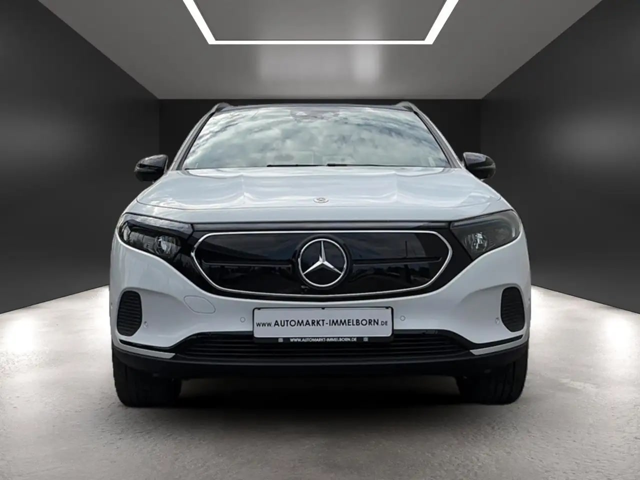 Mercedes-Benz EQA 350 4Matic SO96%*Pano*360*HUD*AHK*Night*18 9