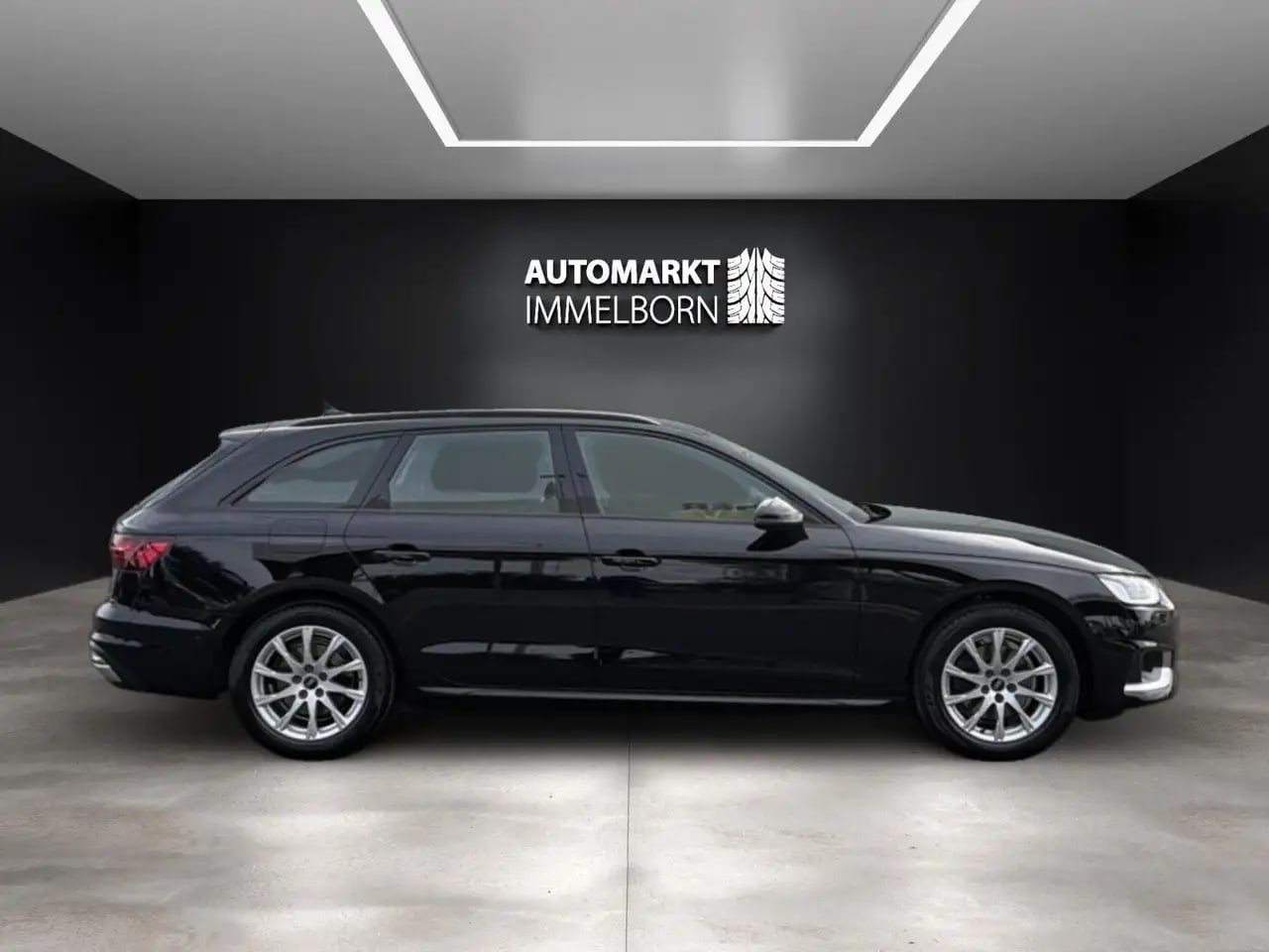 Audi A4 advanced Matrix*Panorama*360*Virtual*ACC*17 11