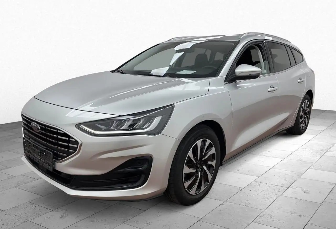 Ford Focus Titanium LED*LM*DAB*NaviGroß*Winterpaket