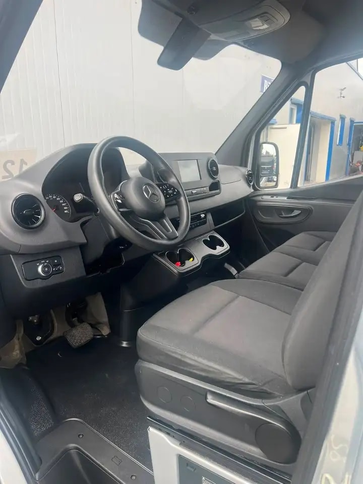 Mercedes-Benz Sprinter 215 9G-TR HOCH+LANG KLIMA 3-SITZ KAMERA 12