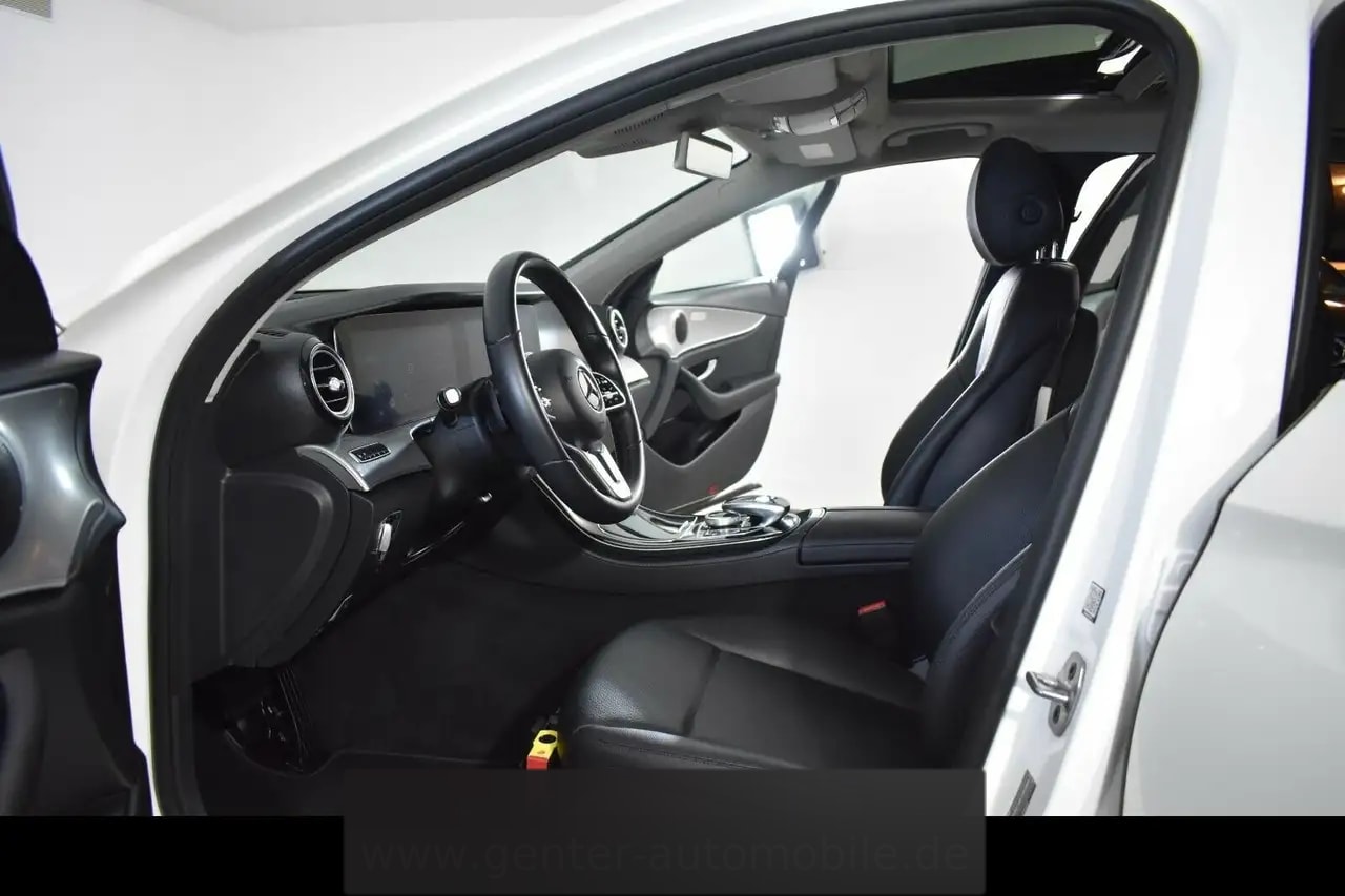 Mercedes-Benz E 400 d T 4M AVANTGARDE COMAND WIDESCREEN LED AHK 10