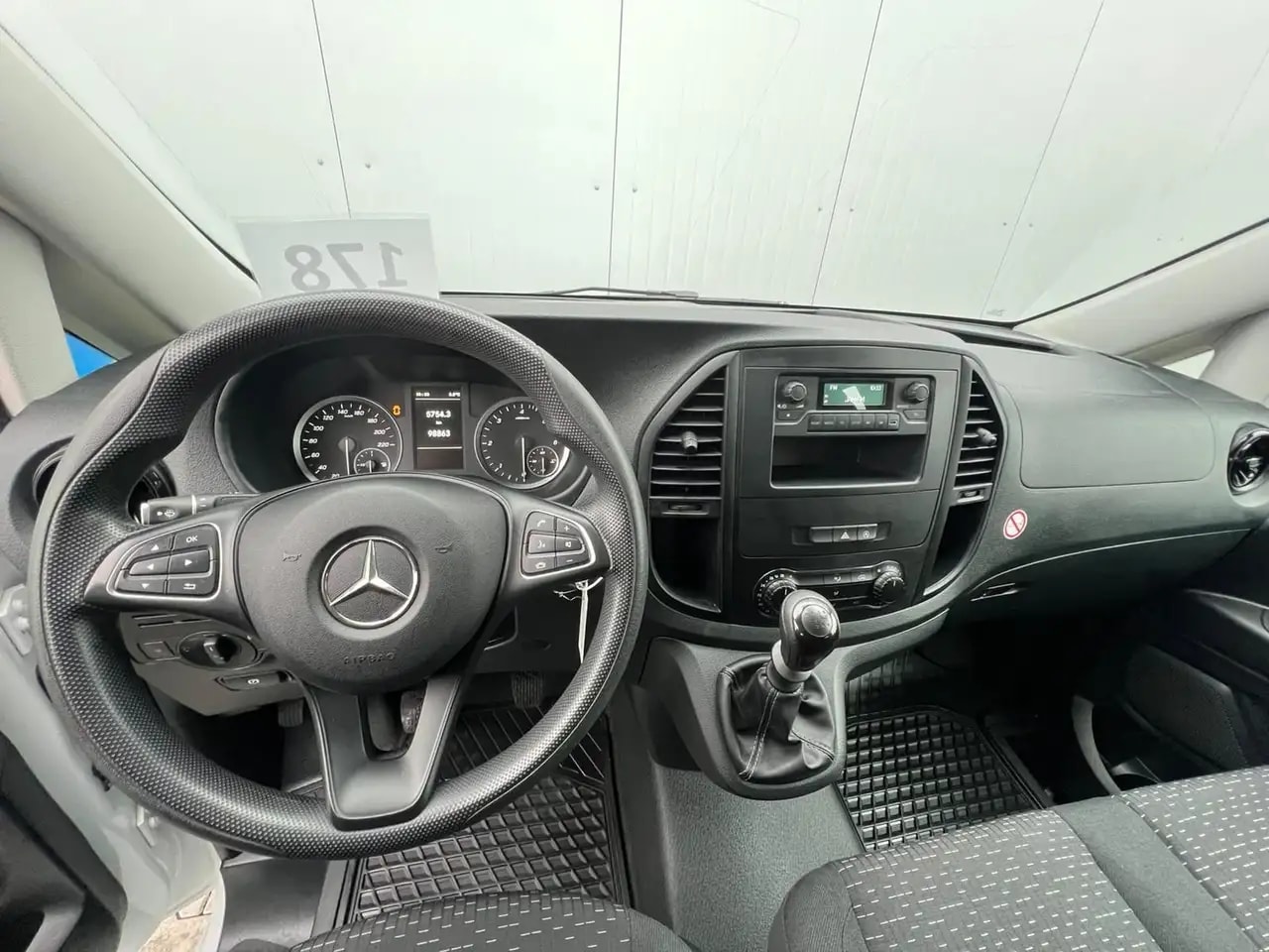 Mercedes-Benz Vito 114 MIXTO EXTRALANG 6-G KLIMA 6-SITZER AHK 14