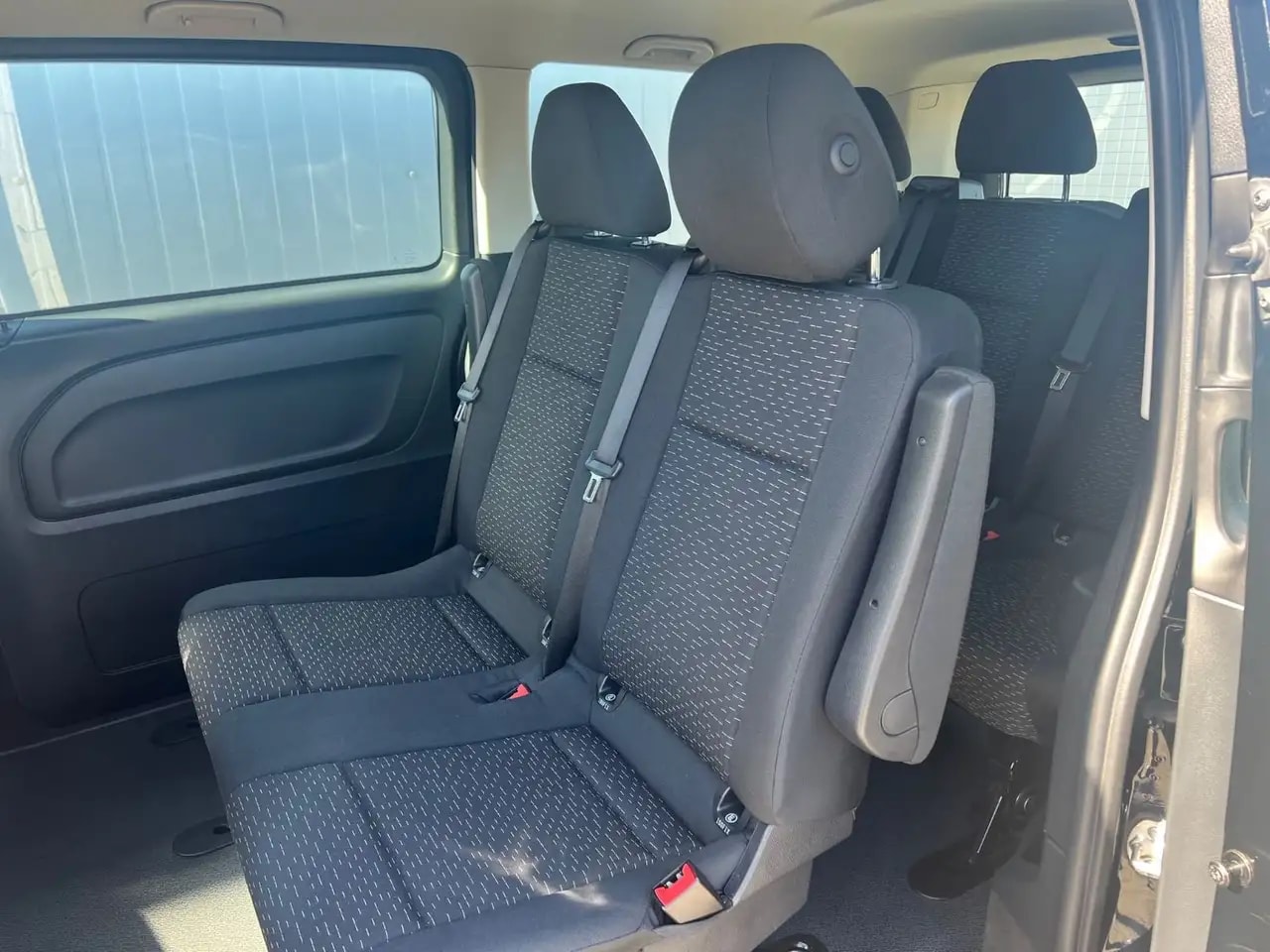 Mercedes-Benz Vito 116 TOURER LANG 9G NAVI KAMERA 7-SITZER AHK 15