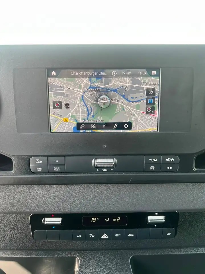 Mercedes-Benz Sprinter 314 AUTOMATIK NAVI TOTWINKEL KAMERA LED 16