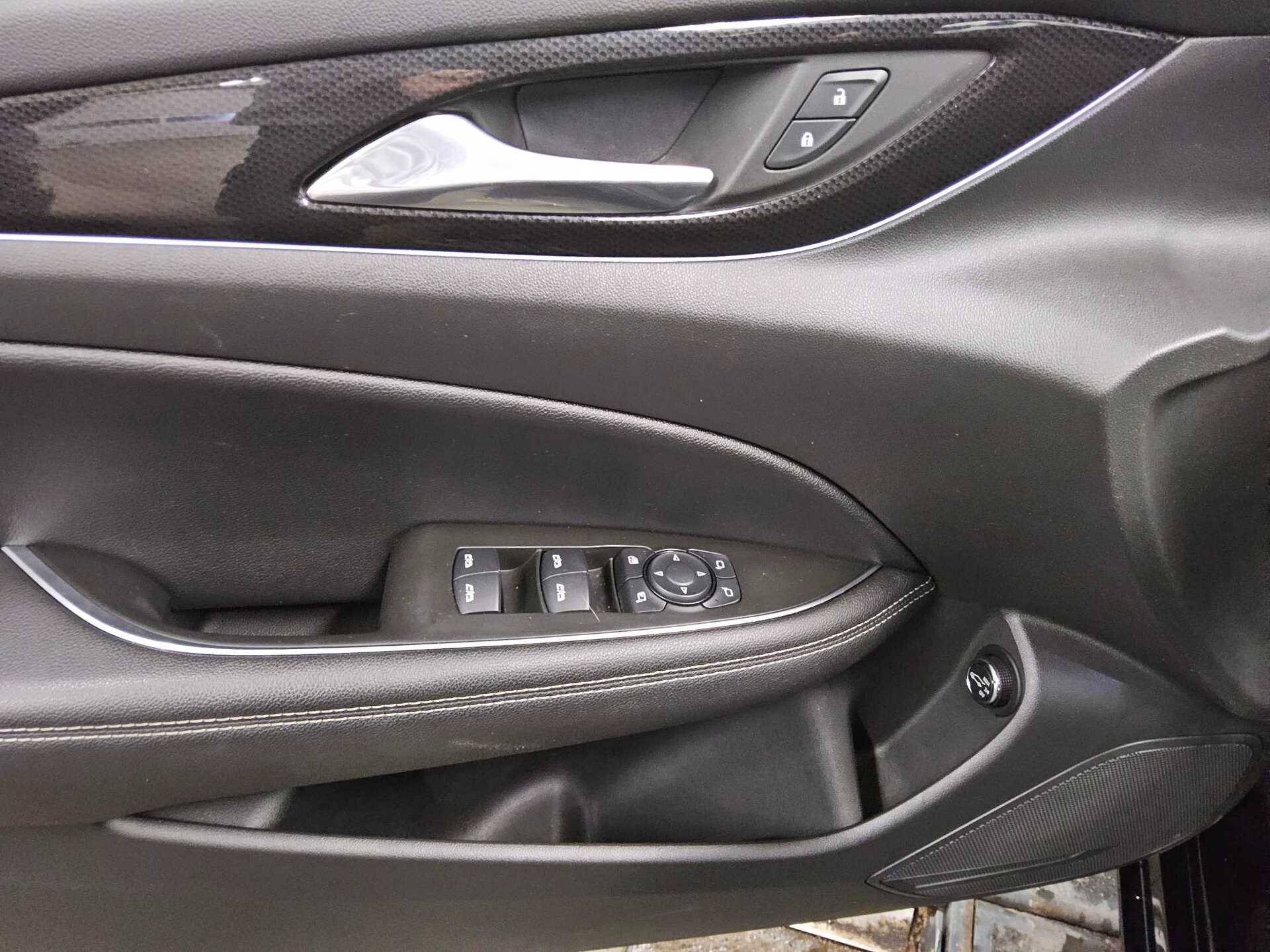 Opel Insignia ST 2.0 D Elegance Navi LED T-Leder RFK 9