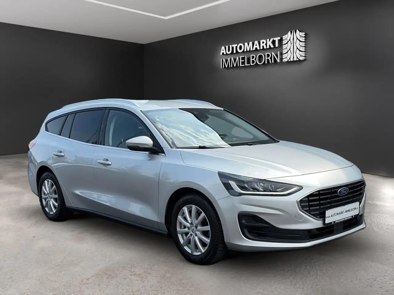 Ford Focus Titanium NaviTocu*LED*DAB*LM*Winterpaket
