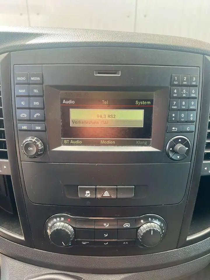 Mercedes-Benz Vito 116 MIXTO LANG KLIMA TEMPOMAT 5-SITZER AHK 16