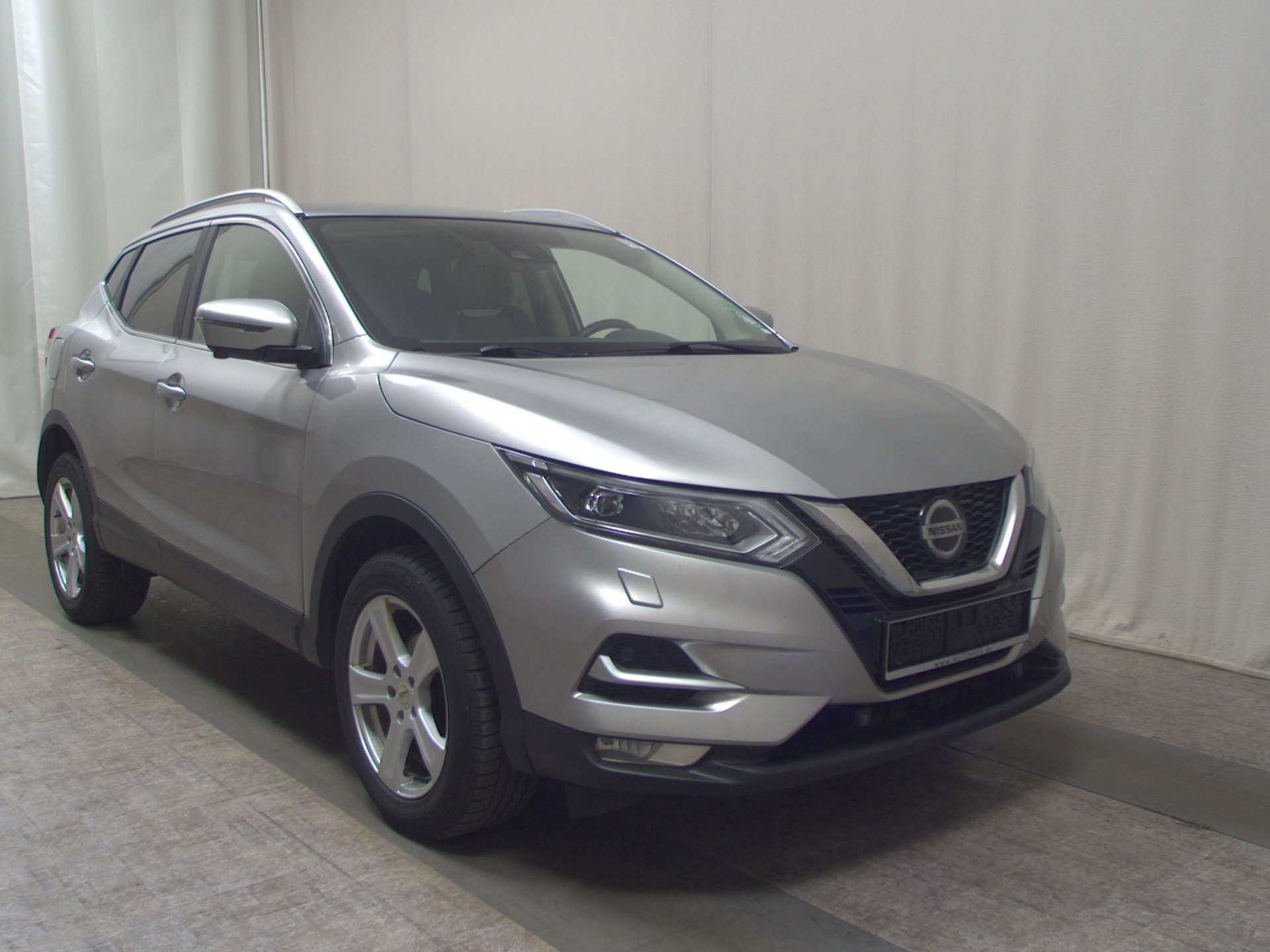 Nissan Qashqai 1.3 DIG-T Leder Navi LED Kamera AHK 3