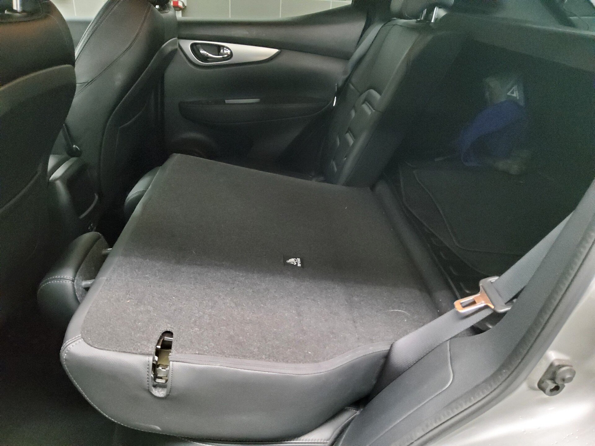 Nissan Qashqai 1.3 DIG-T Leder Navi LED Kamera AHK 12