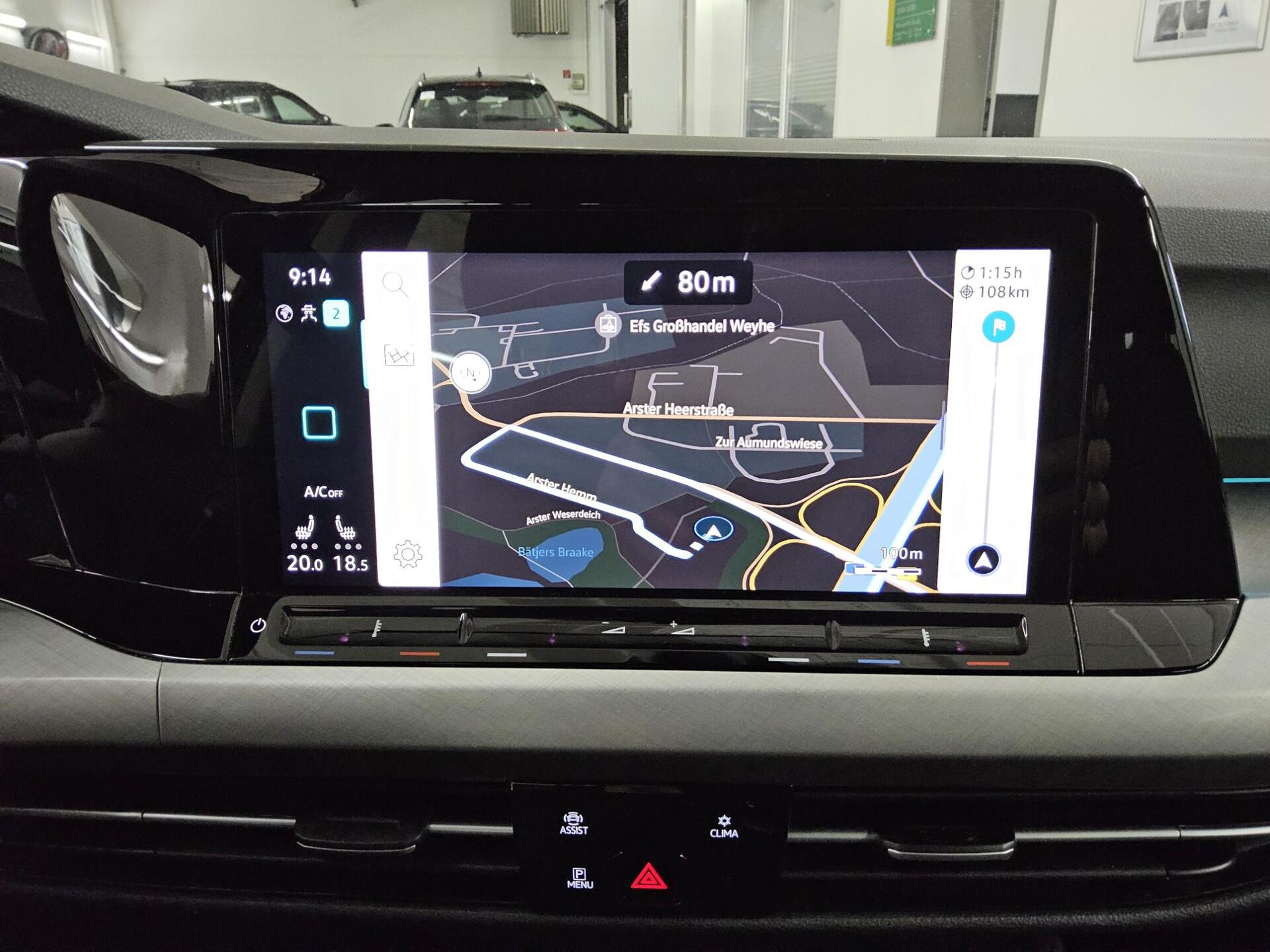 Volkswagen Golf-8 Var. 2.0 TDI Life Navi LED DC ACC Memory 7