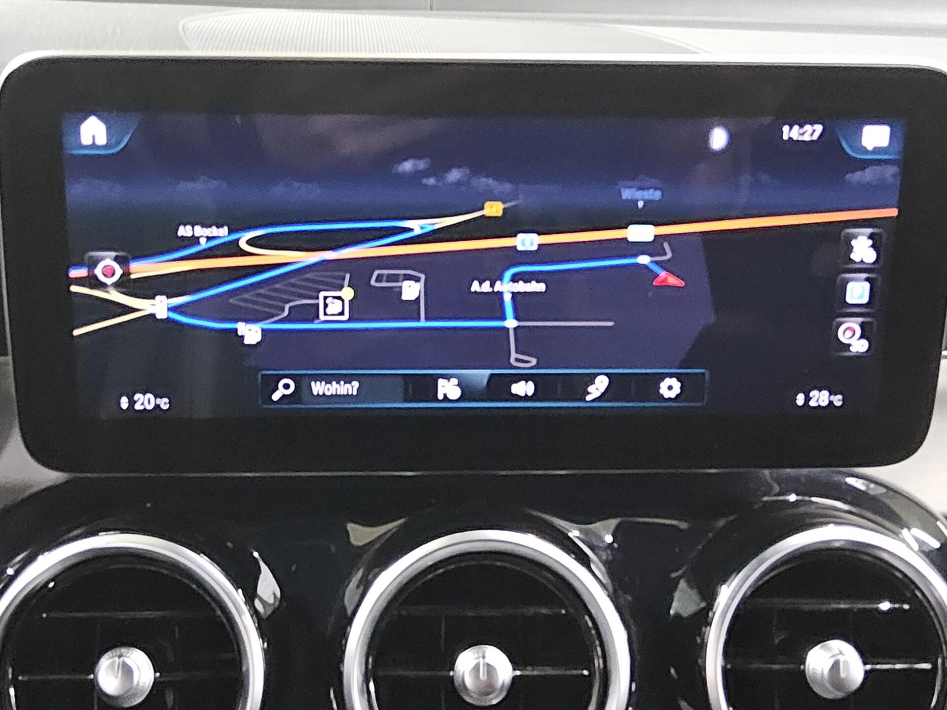 Mercedes-Benz GLC 300 e 4M AMG-Line Navi LED Ambiente 7