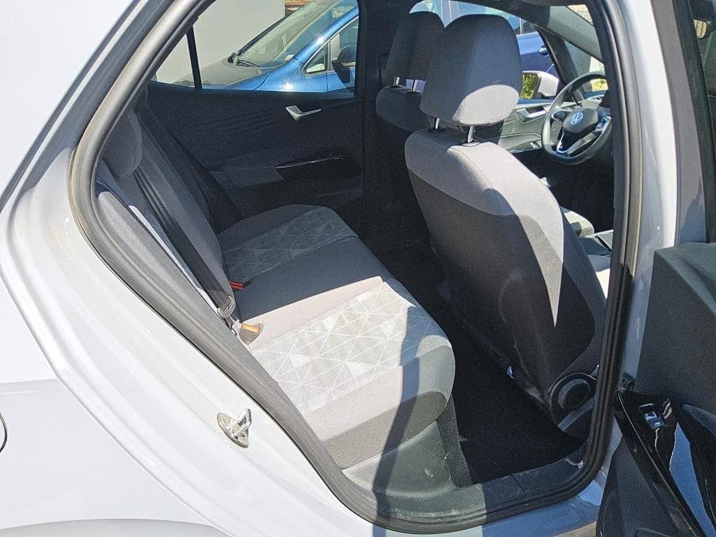 Volkswagen ID.3 2022 6