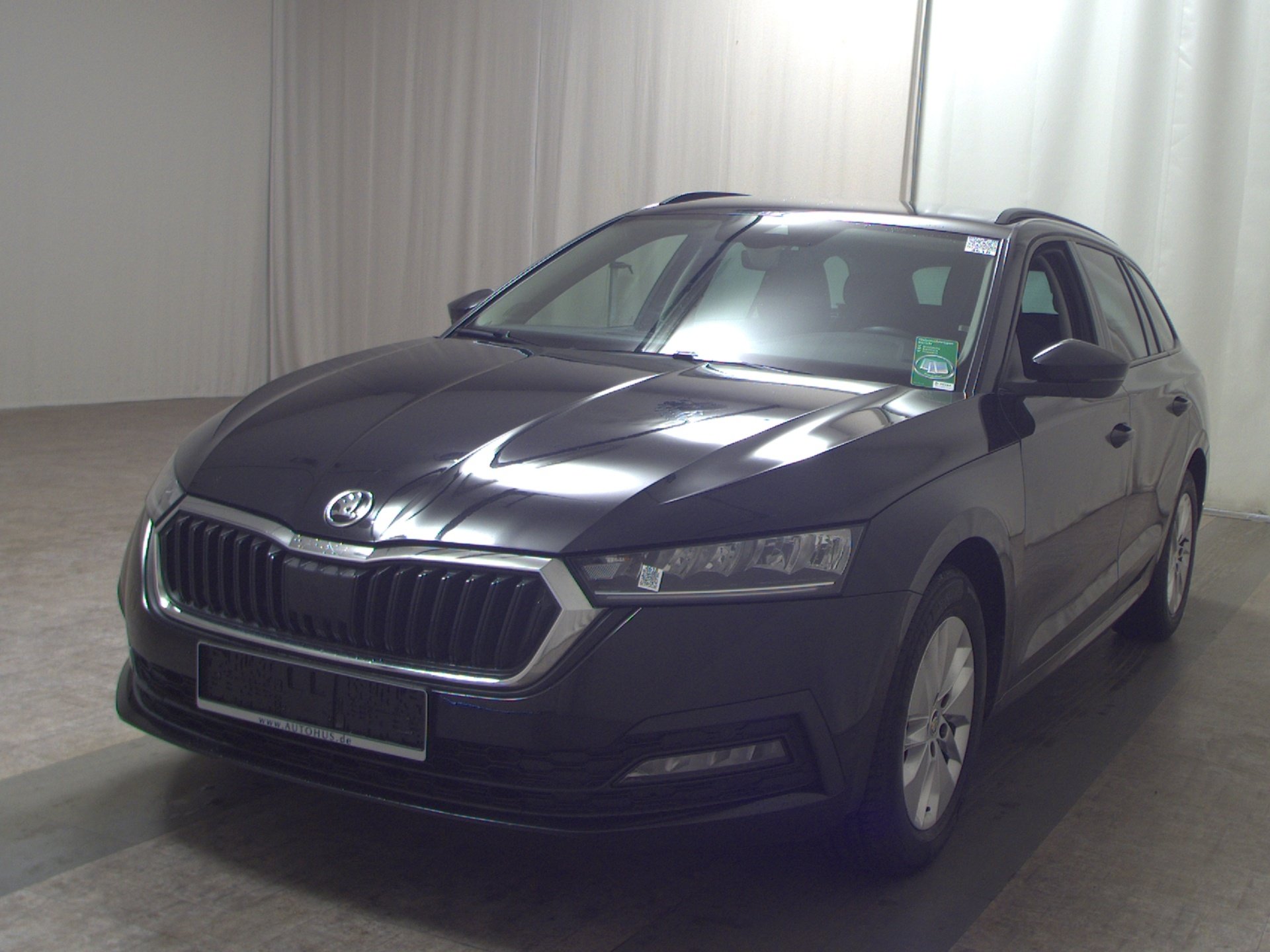 Skoda Octavia Kombi 2.0 TDI Ambition Navi vc LED AHK 2