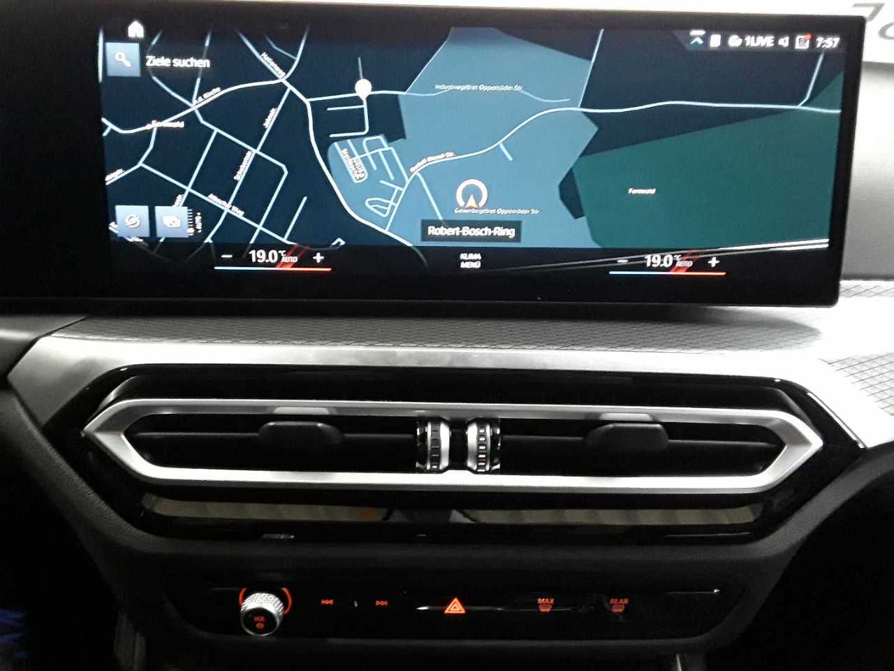 BMW 330i Touring xDrive Aut. 14