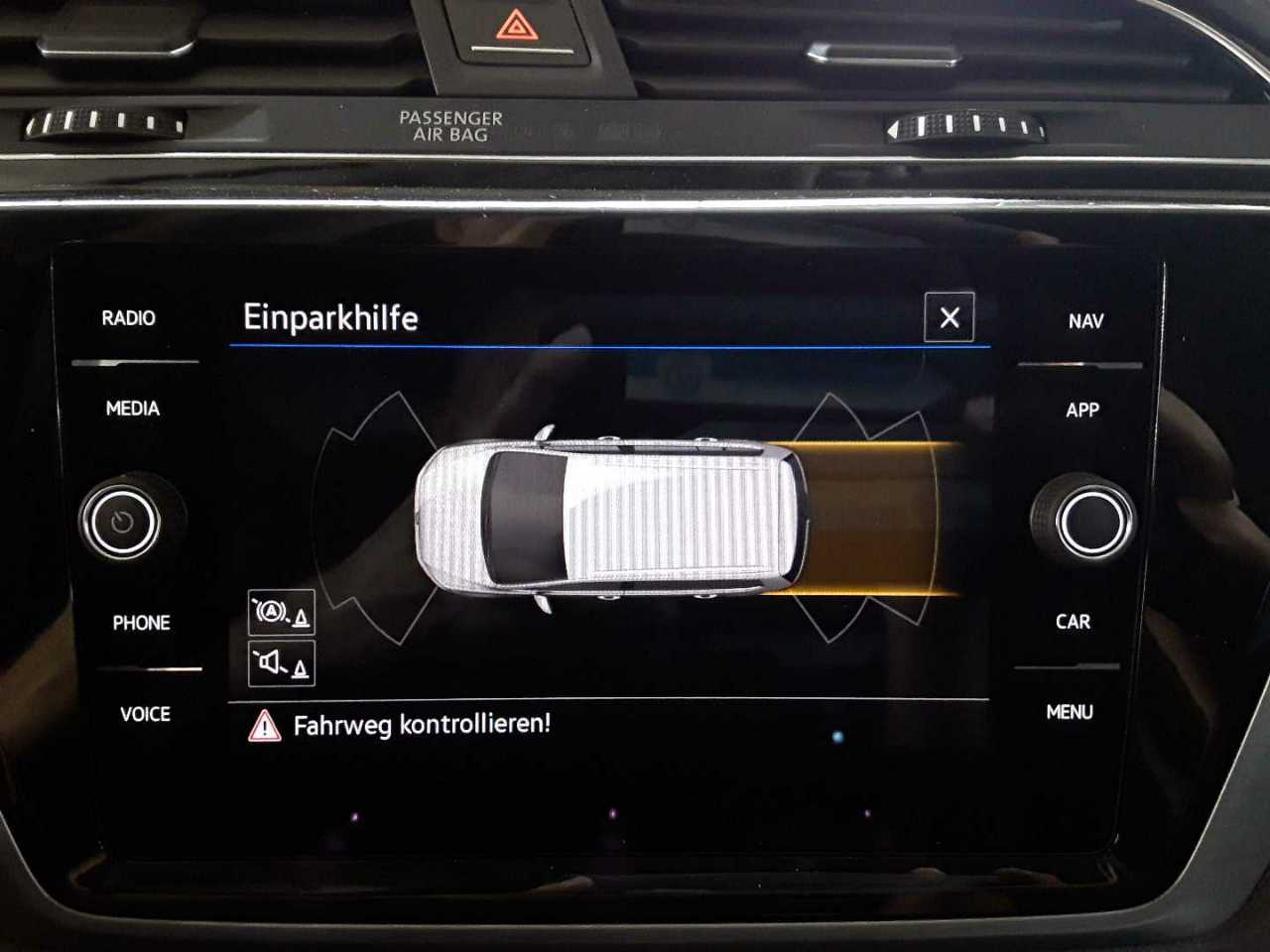 Volkswagen Touran 2.0 TDI SCR DSG Comfortline 18
