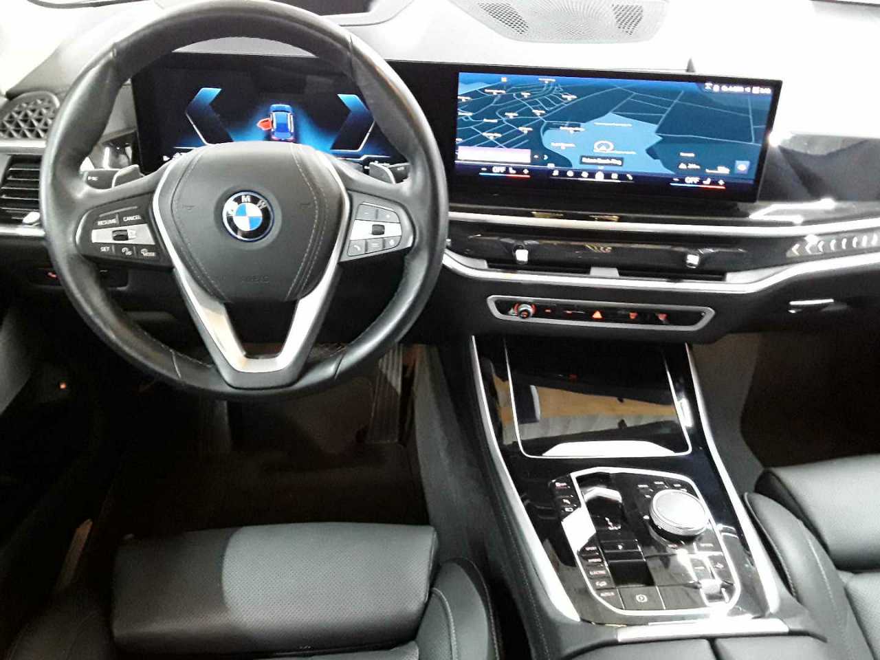 BMW X5 xDrive50e 10