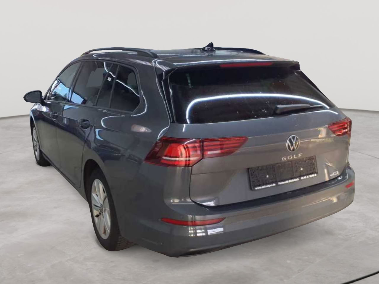 Volkswagen Golf Variant 1.5 eTSI OPF DSG Life 5