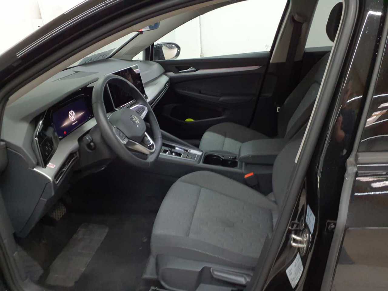Volkswagen Golf 1.5 eTSI OPF DSG Life 7