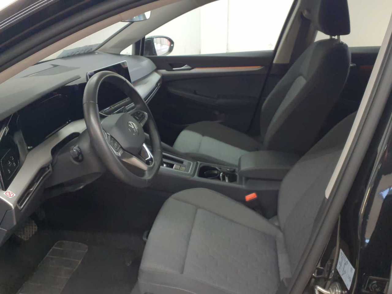 Volkswagen Golf Variant 1.5 eTSI OPF DSG Life 7