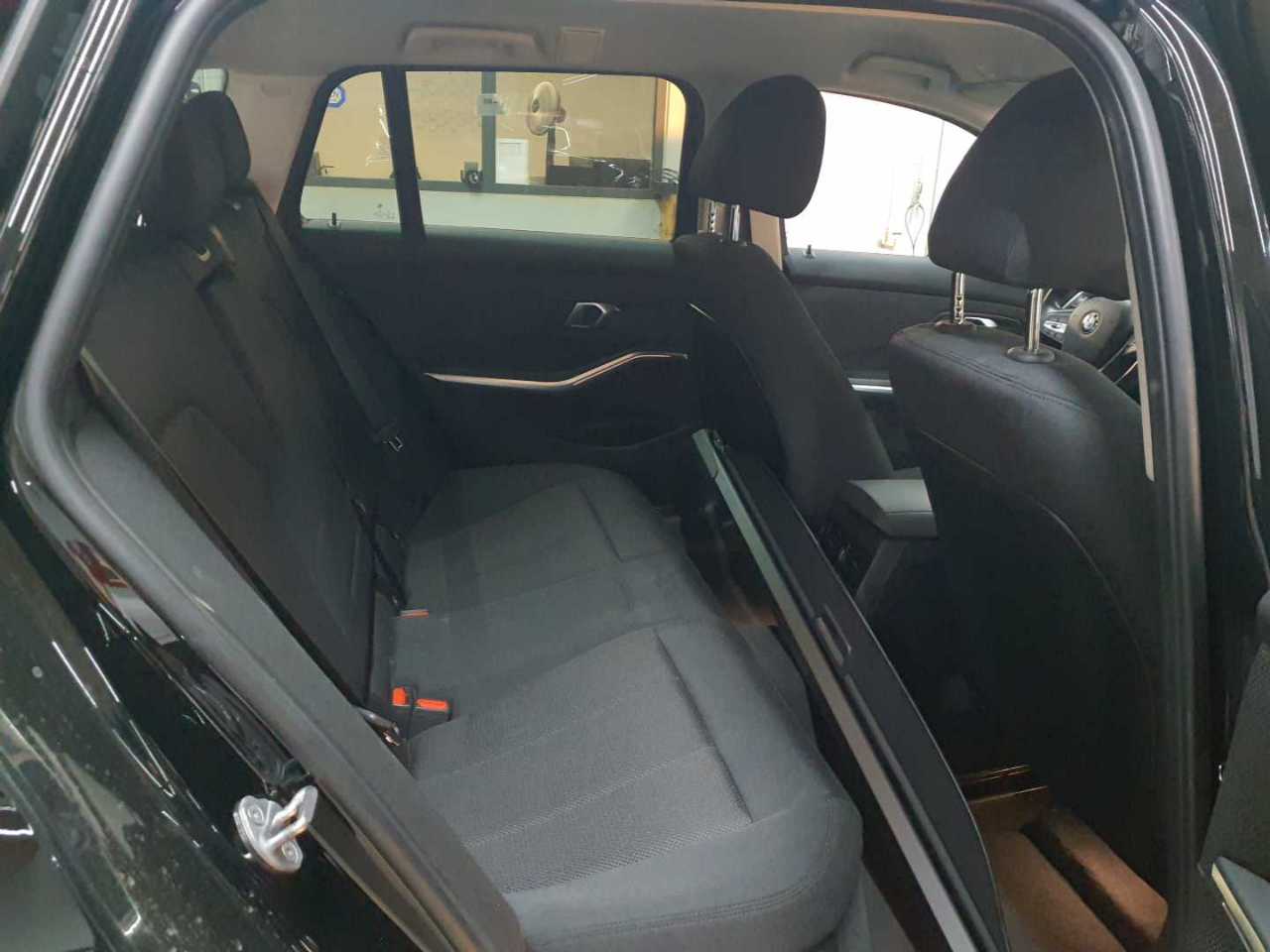 BMW 320d Touring Aut. 14