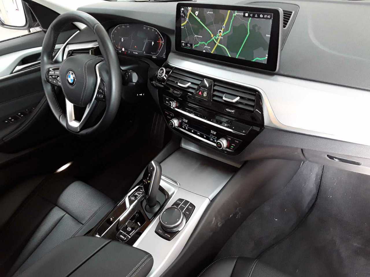 BMW 530d Aut. 9