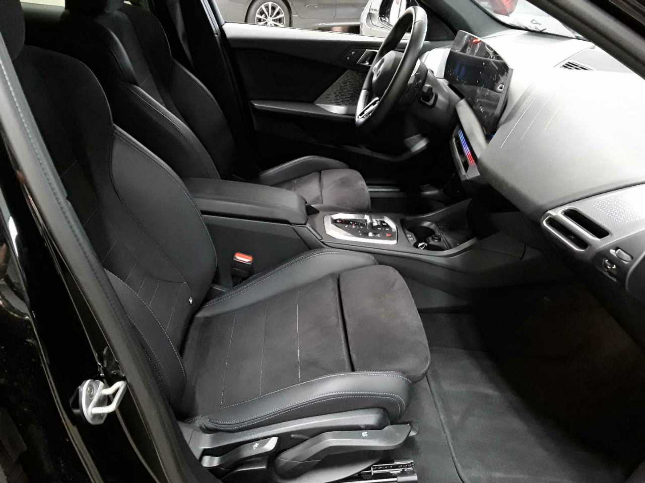 BMW 120 Aut. 8