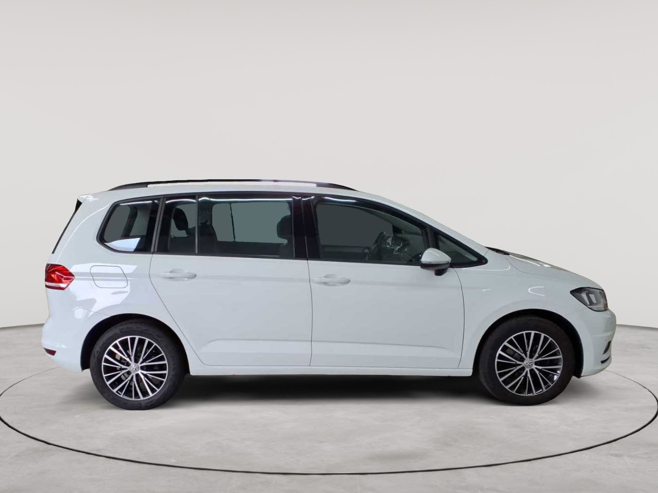 Volkswagen Touran 2.0 TDI SCR DSG Comfortline 3