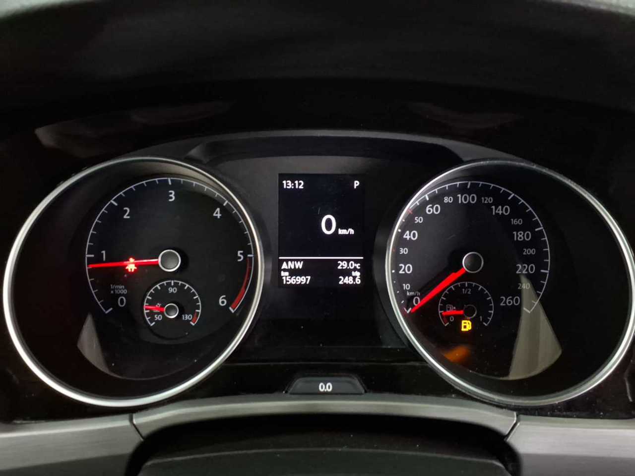 Volkswagen Touran 2.0 TDI SCR DSG Comfortline 11