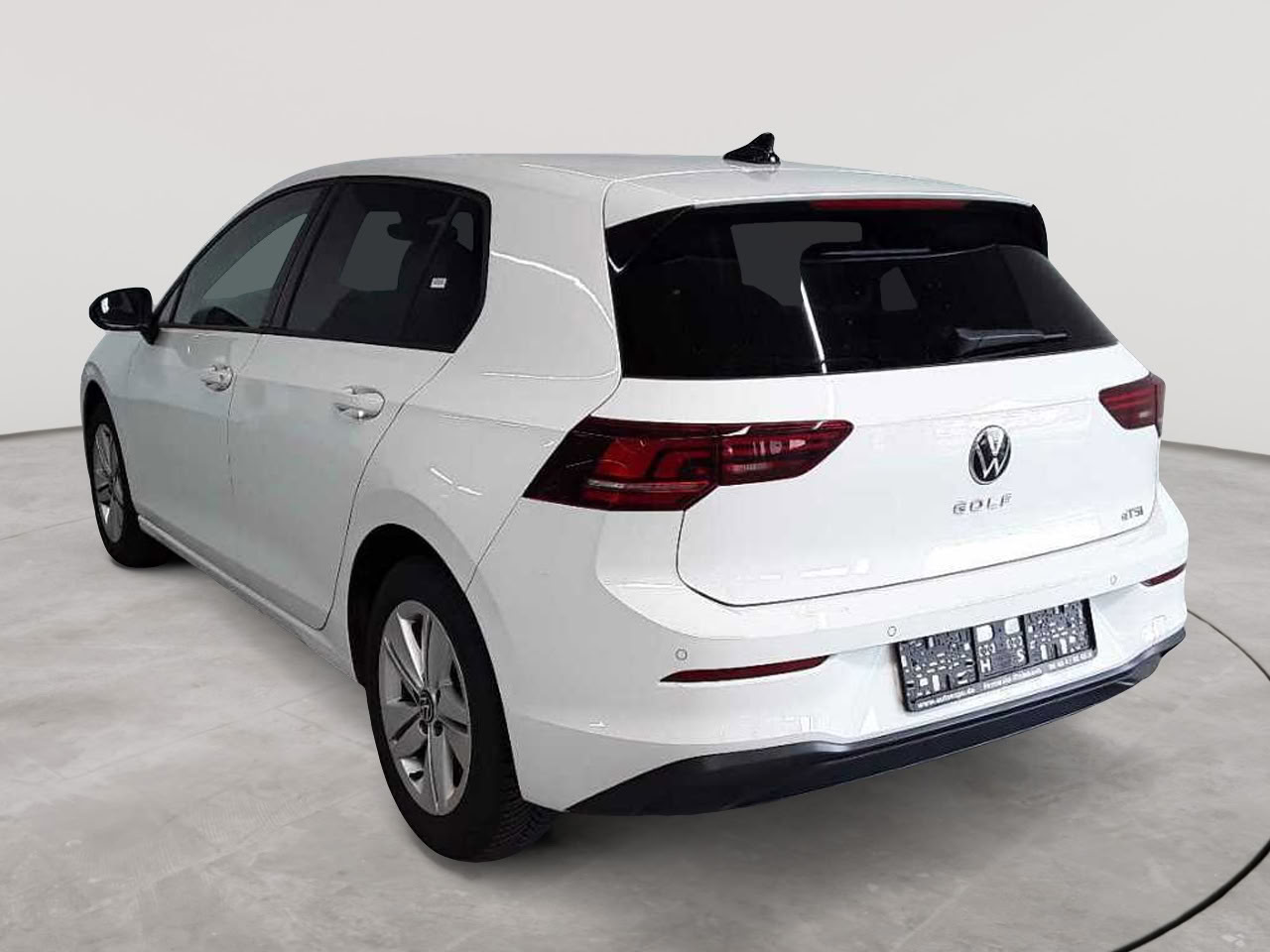 Volkswagen Golf 1.5 eTSI OPF DSG Life 5