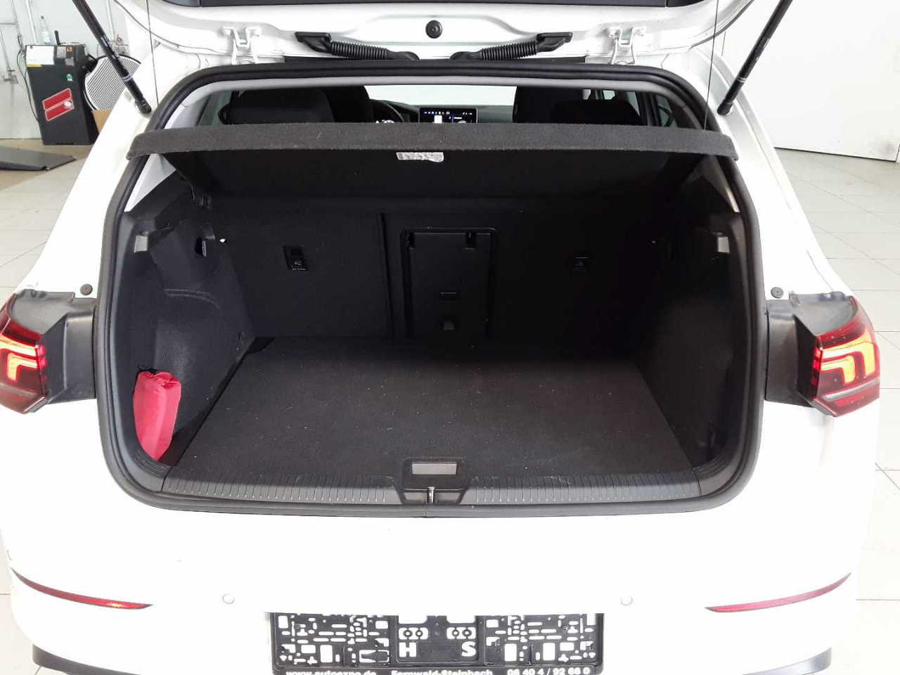 Volkswagen Golf 1.5 eTSI OPF DSG Life 15