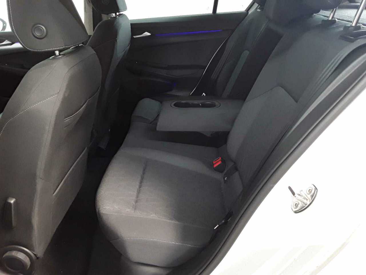 Volkswagen Golf 1.5 eTSI OPF DSG Life 13