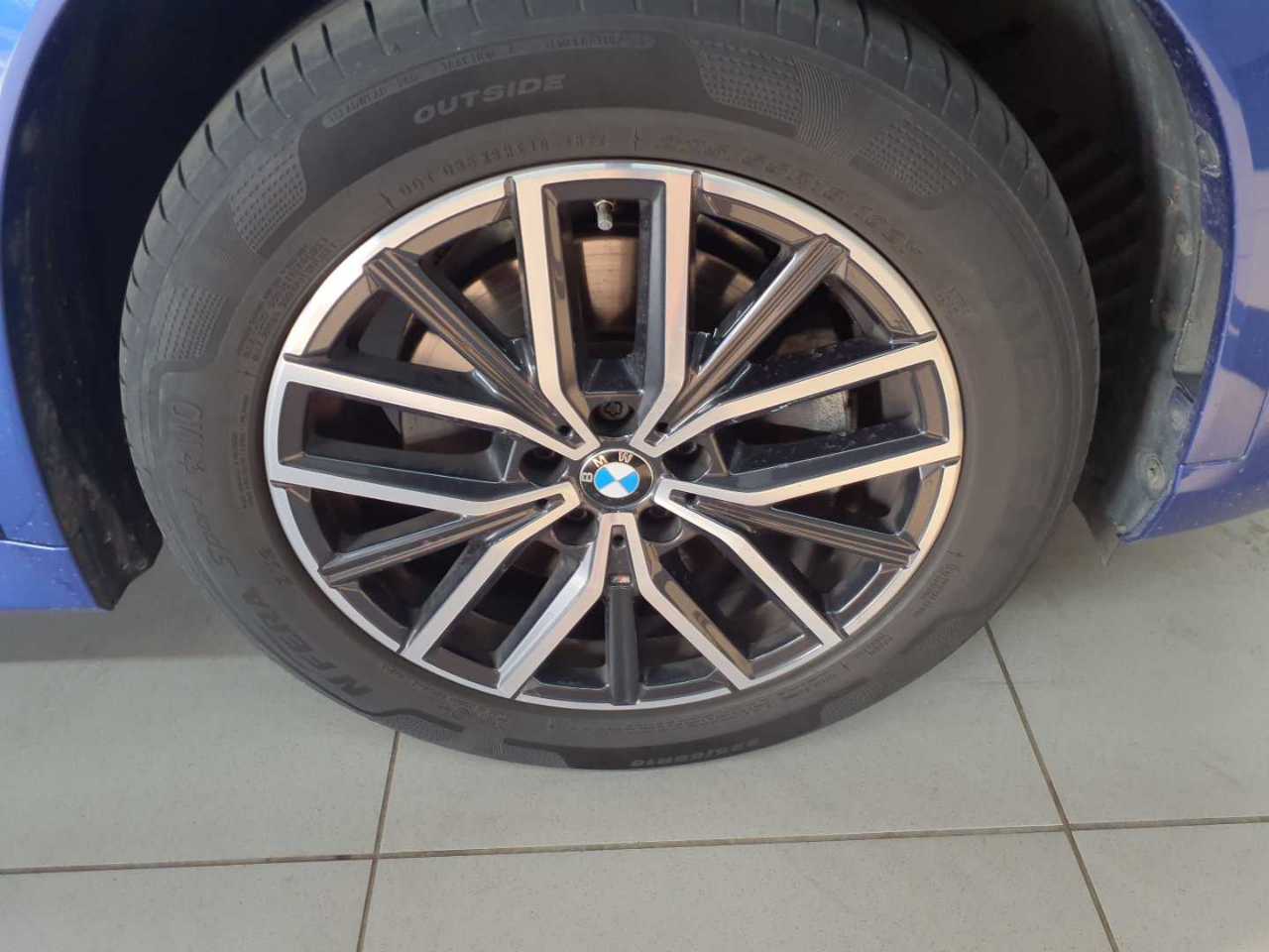 BMW X1 xDrive23i Aut. M Sportpaket 17