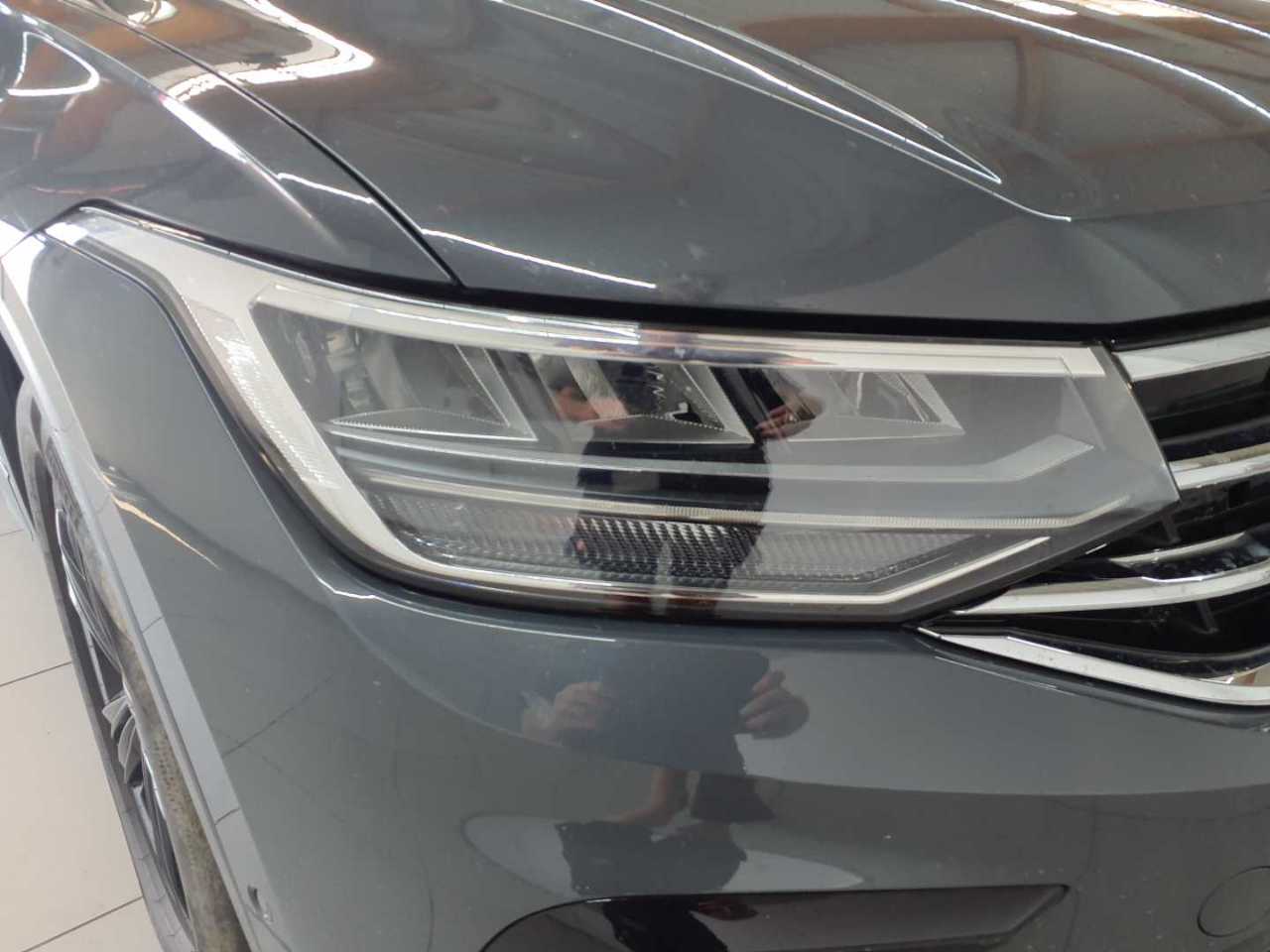 Volkswagen Tiguan 2.0 TSI OPF 4MOTION DSG URBAN SPORT 18