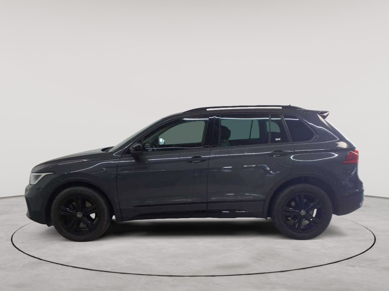 Volkswagen Tiguan 2.0 TSI OPF 4MOTION DSG URBAN SPORT 6