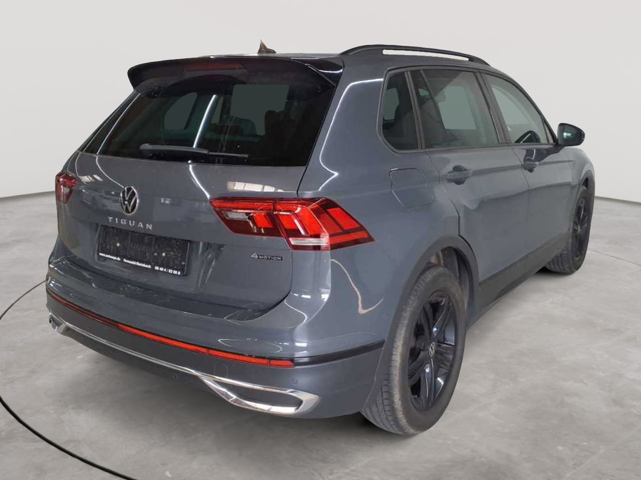Volkswagen Tiguan 2.0 TSI OPF 4MOTION DSG URBAN SPORT 4