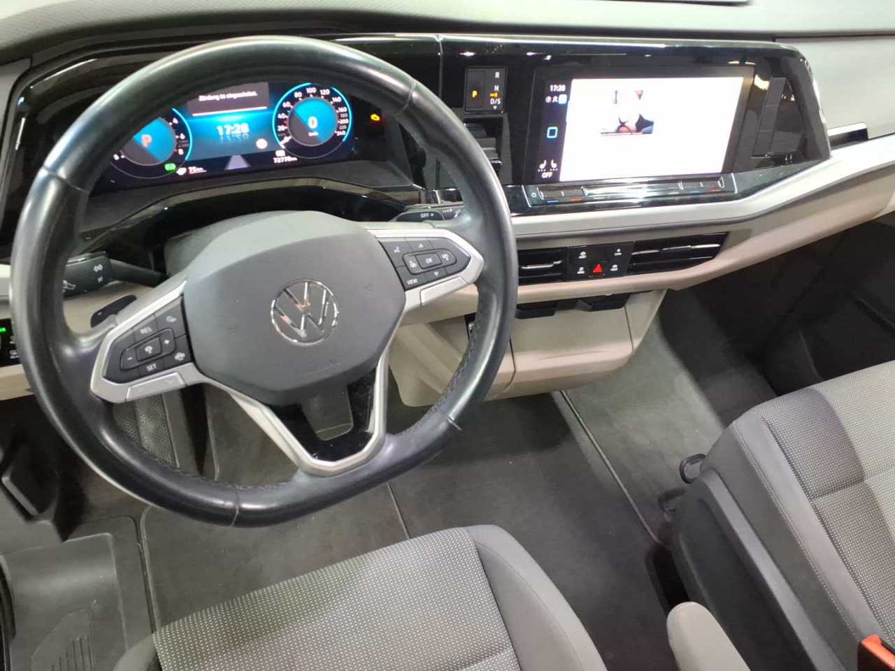 Volkswagen Multivan Kurz eHybrid Life 10