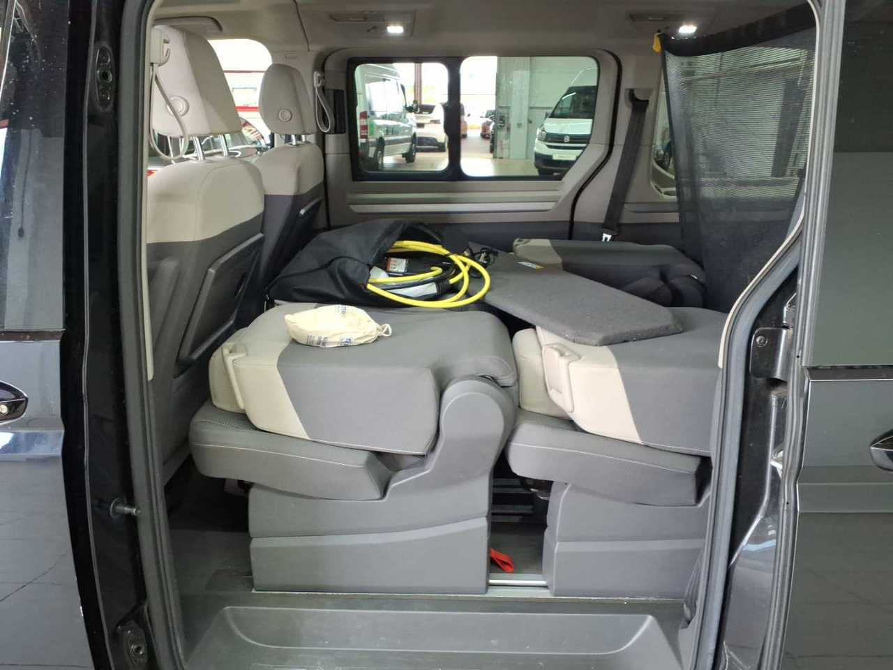 Volkswagen Multivan Kurz eHybrid Life 13