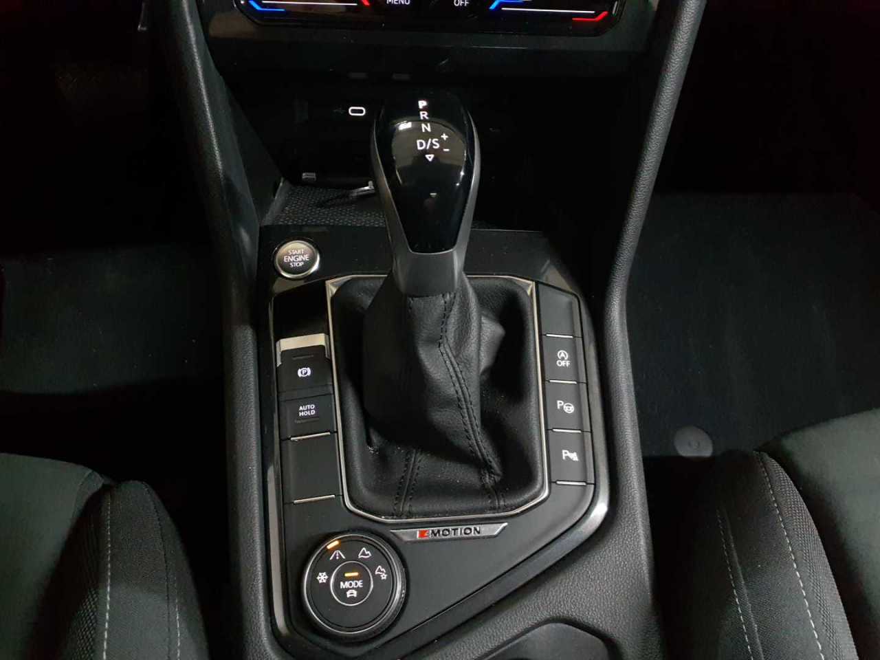 Volkswagen Tiguan 2.0 TDI SCR 4MOTION DSG Life 10