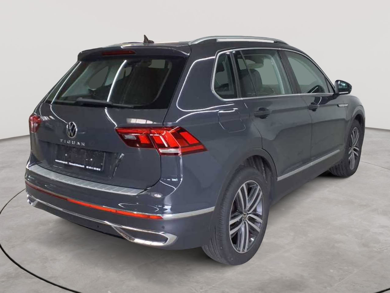 Volkswagen Tiguan 2.0 TDI SCR DSG Elegance 4