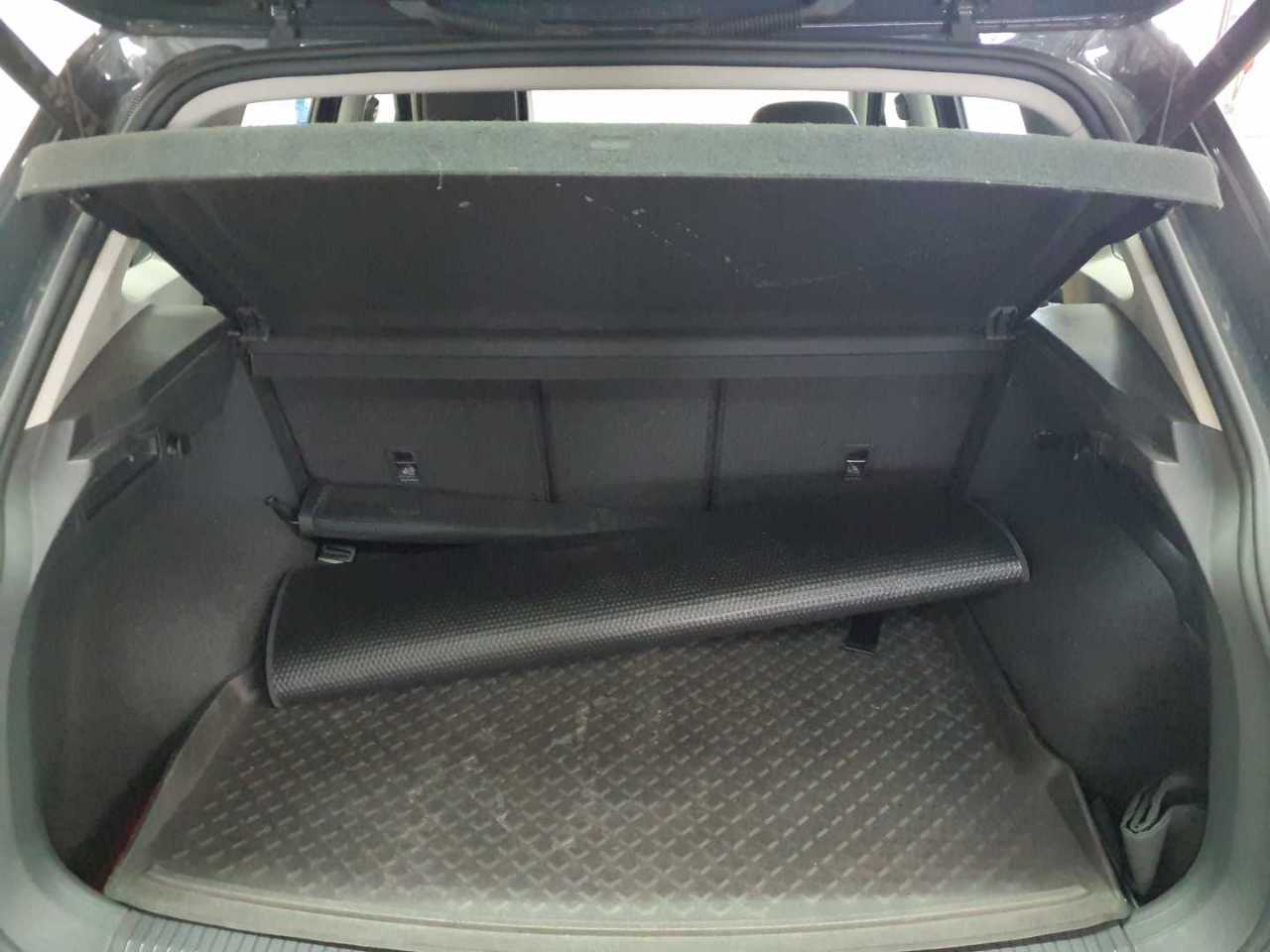 Volkswagen Tiguan 2.0 TDI SCR DSG Elegance 15