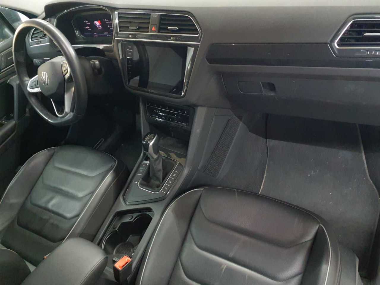 Volkswagen Tiguan 2.0 TDI SCR DSG Elegance 9
