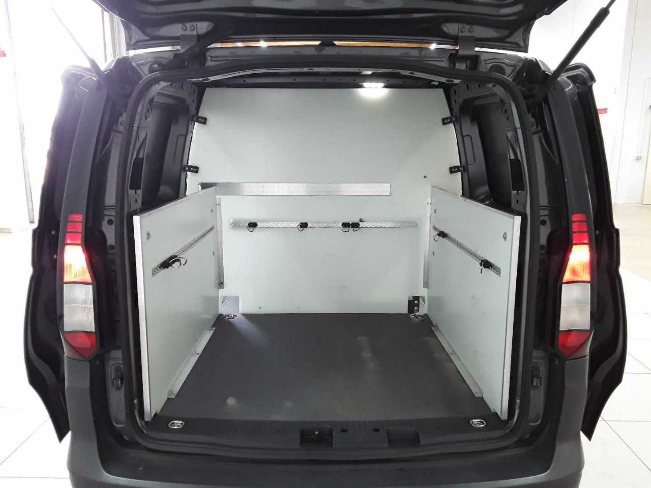 Volkswagen Caddy Cargo 2.0 TDI BMT Maxi 15