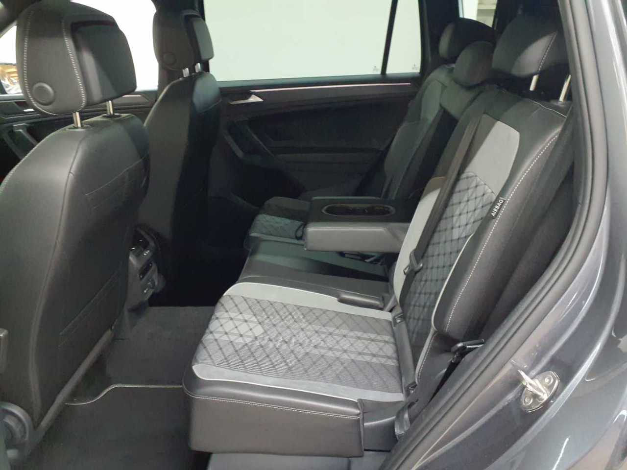 Volkswagen Tiguan Allspace 2.0 TDI SCR 4Motion DSG R-Line 14