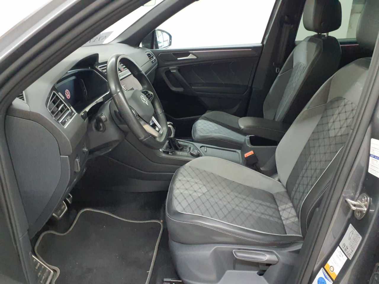 Volkswagen Tiguan Allspace 2.0 TDI SCR 4Motion DSG R-Line 8