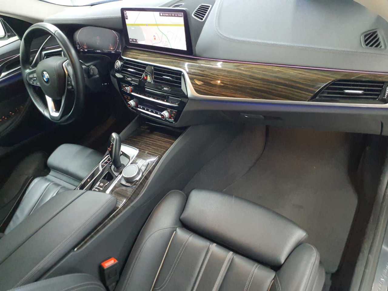 BMW 520d xDrive Touring Aut. Luxury Line 9